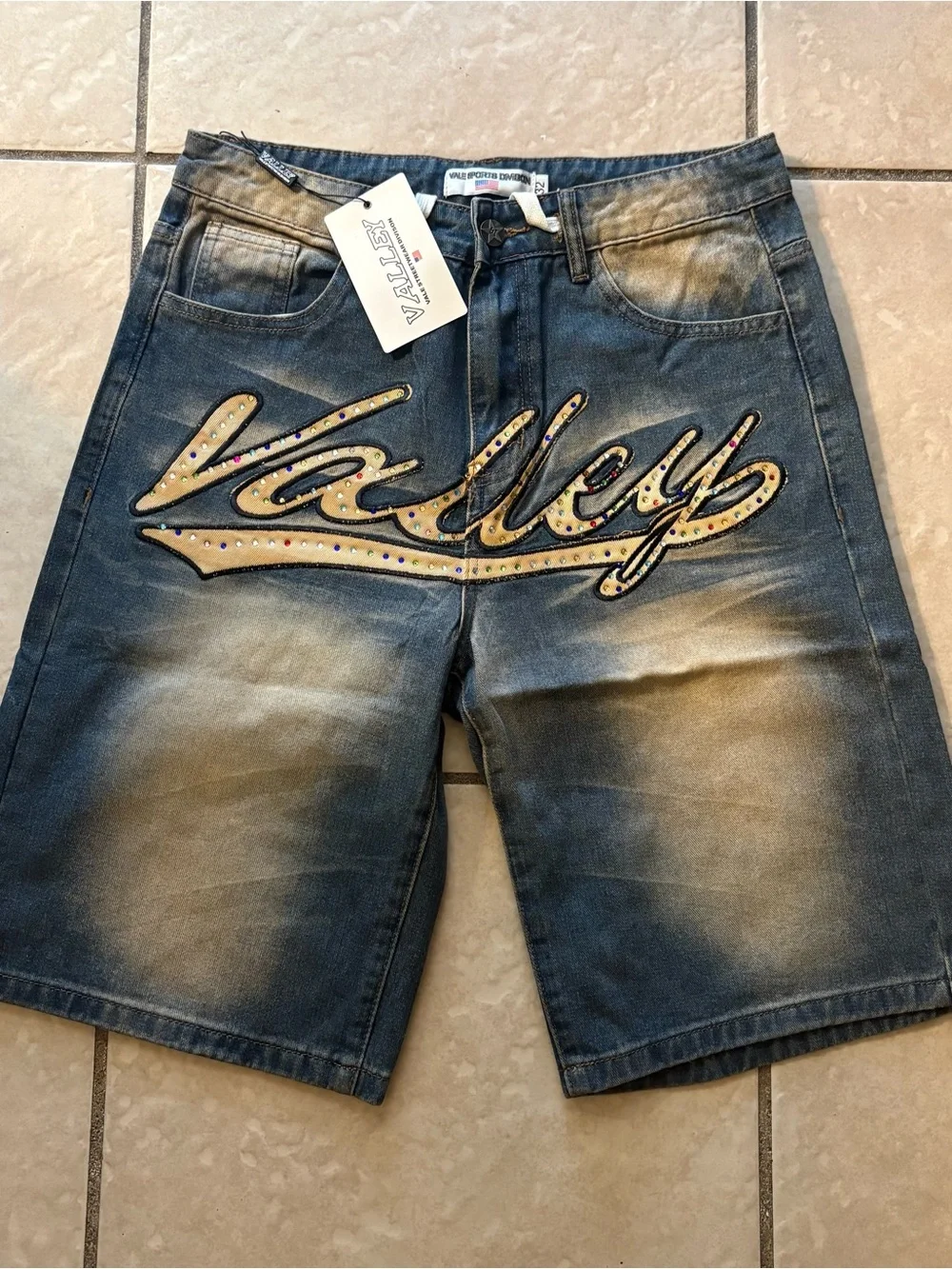 VALE FOREVER COLORED RHINESTONE JEANS SHORTS 🔥